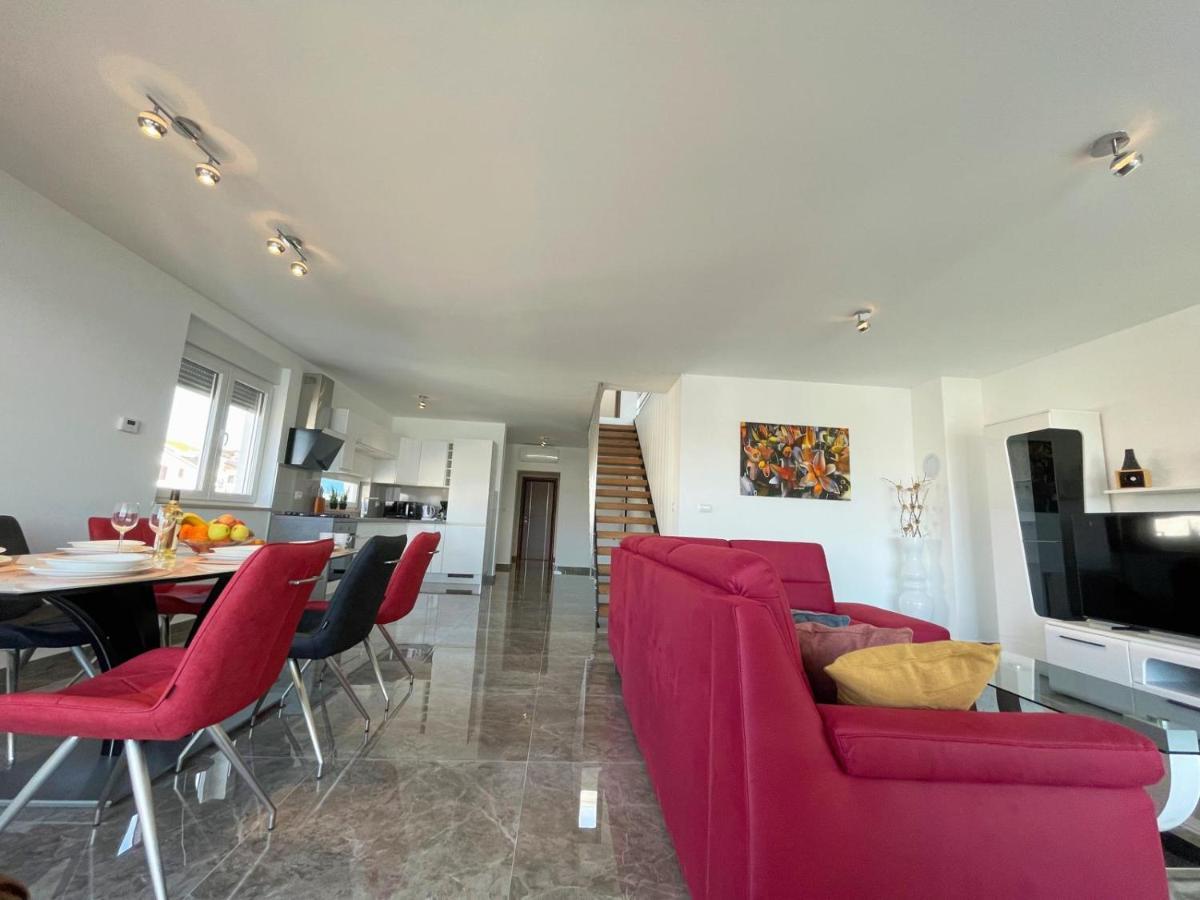Seascape Deluxe Residence Pjescana Uvala Exteriér fotografie
