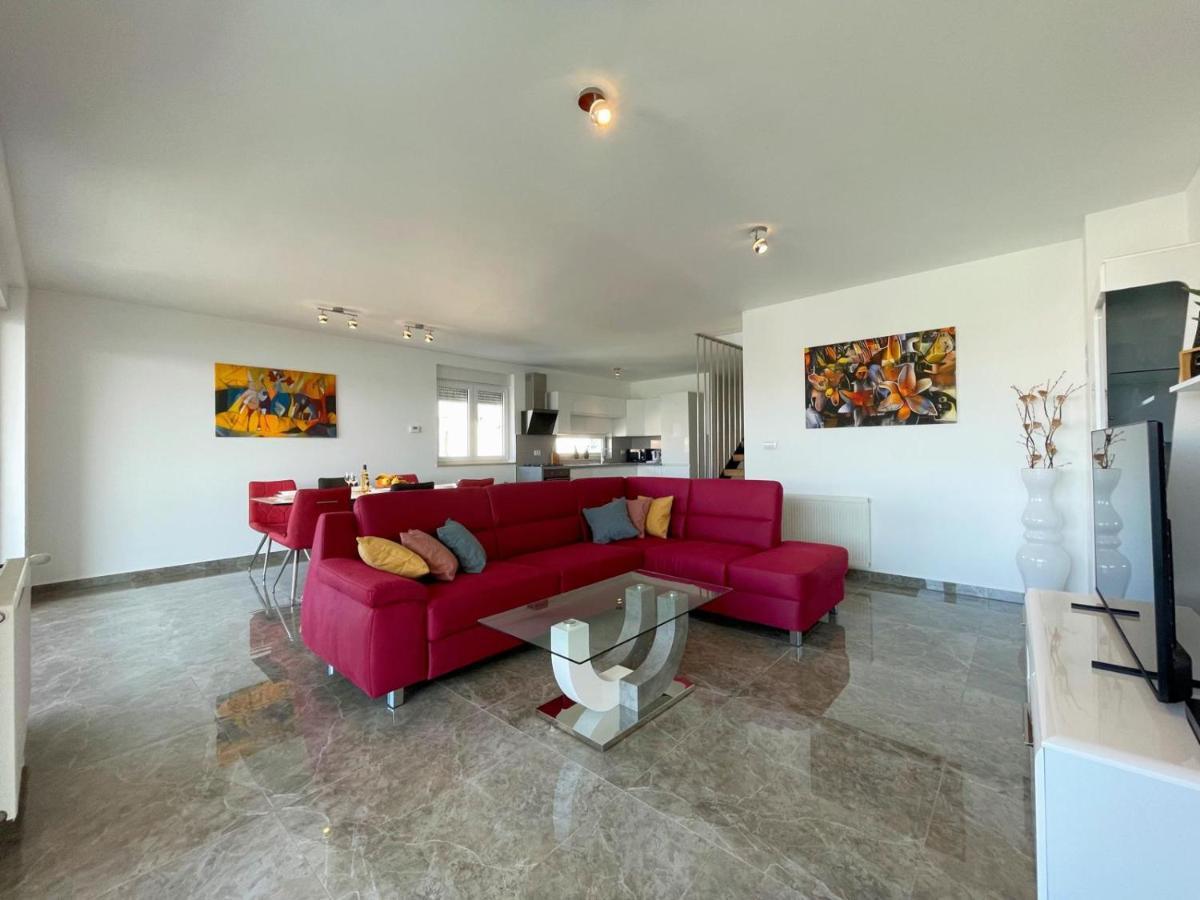 Seascape Deluxe Residence Pjescana Uvala Exteriér fotografie