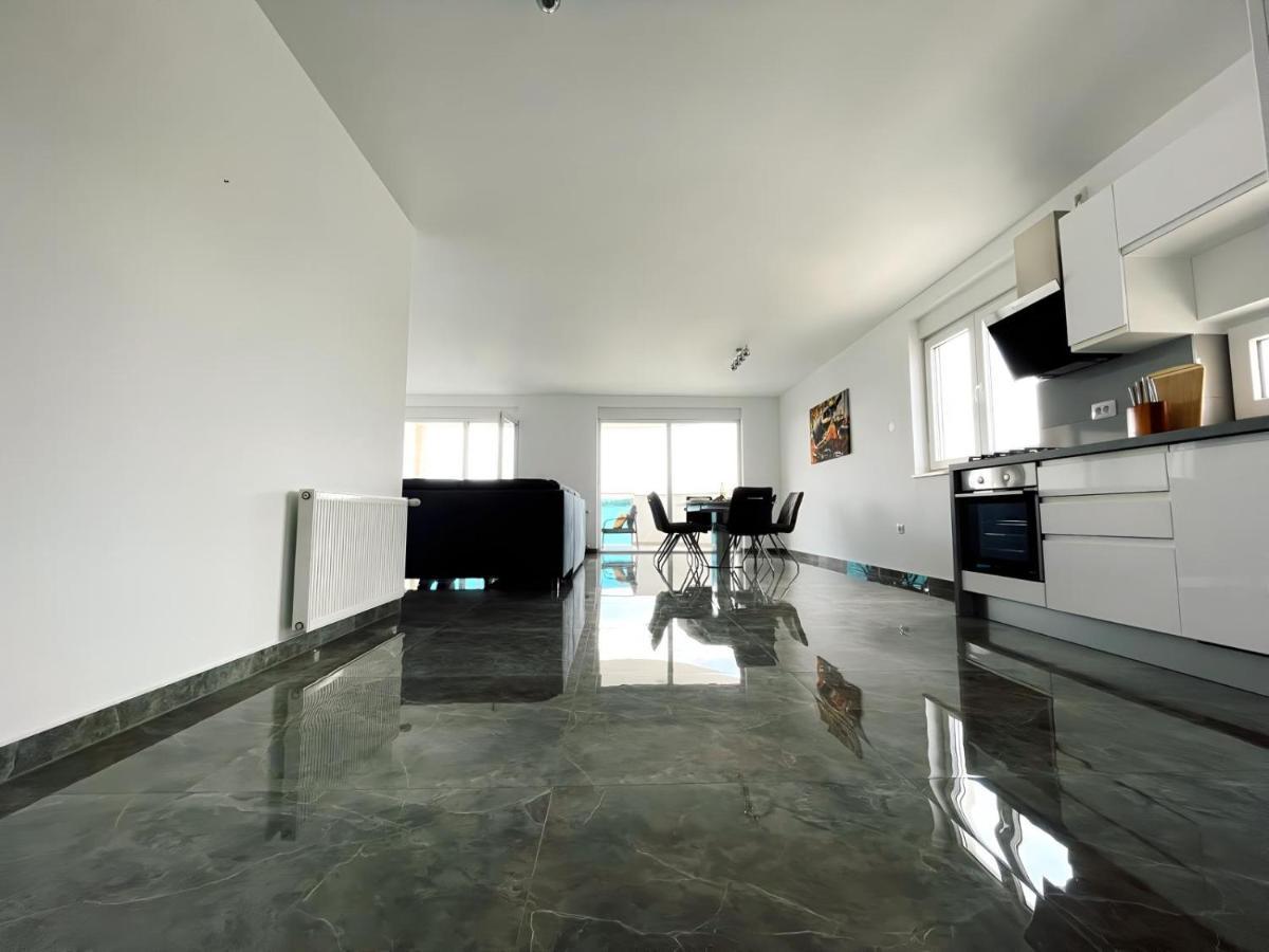 Seascape Deluxe Residence Pjescana Uvala Exteriér fotografie