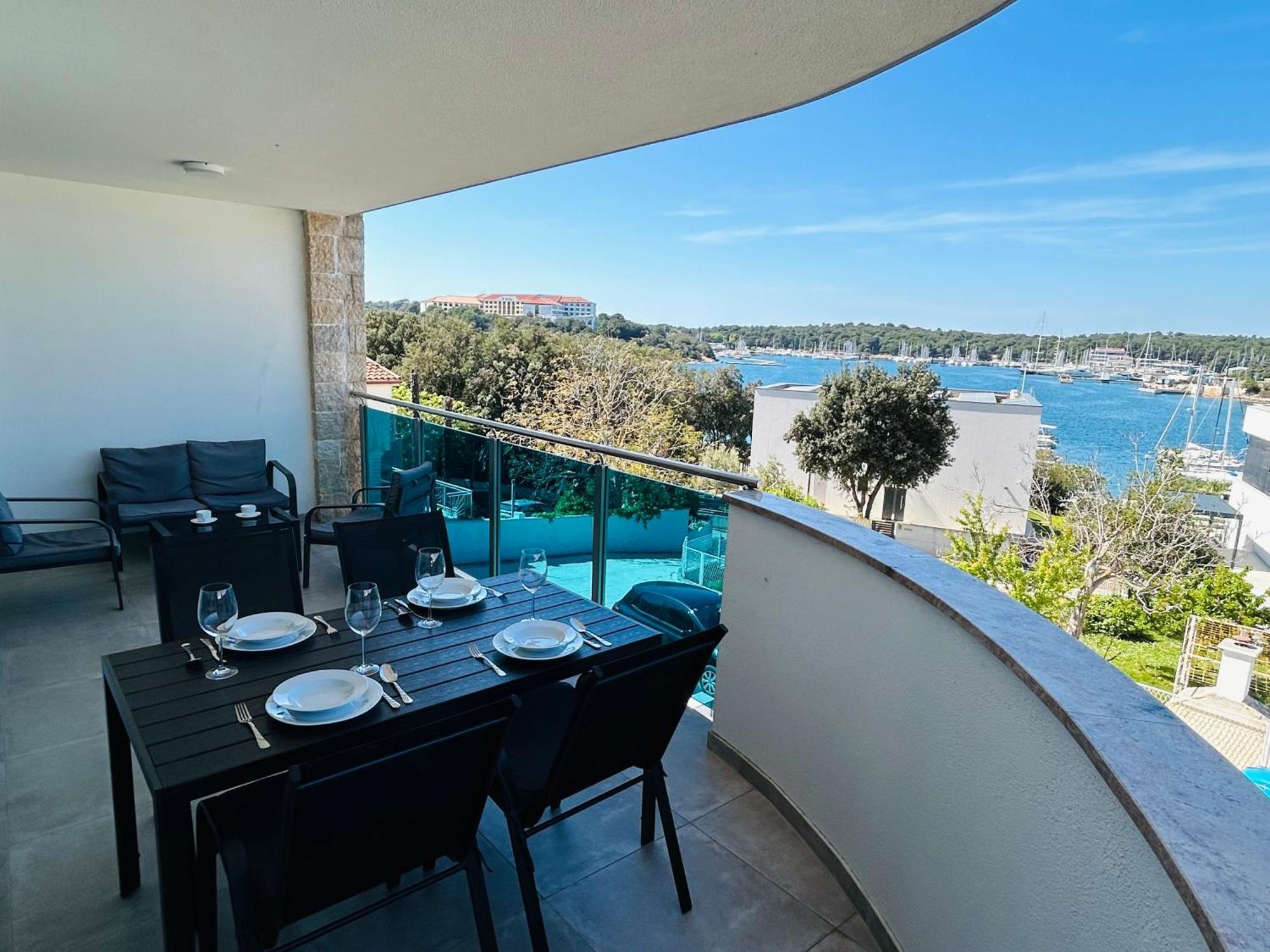 Seascape Deluxe Residence Pjescana Uvala Exteriér fotografie